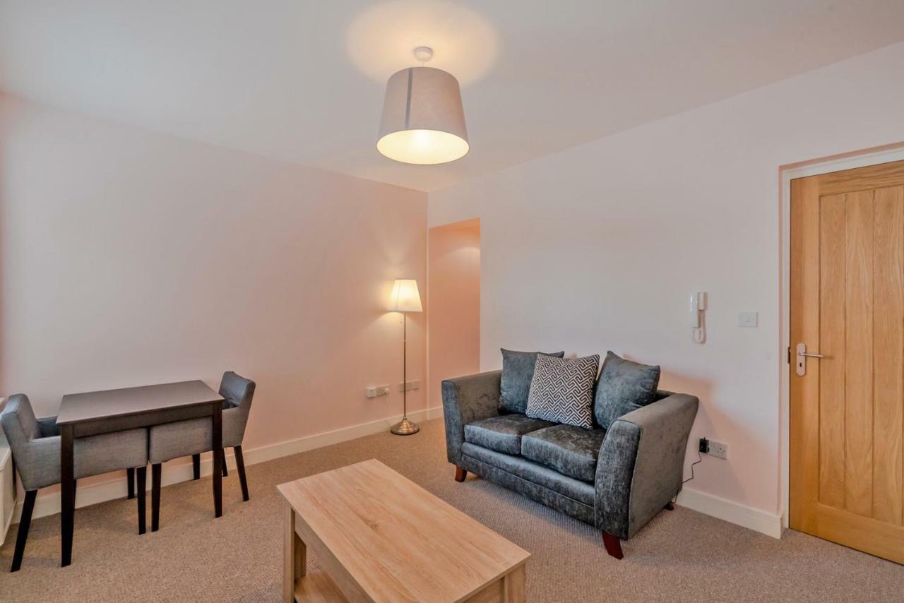 Cannock Hotel Apartments Luaran gambar