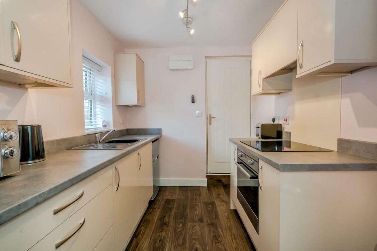 Cannock Hotel Apartments Luaran gambar