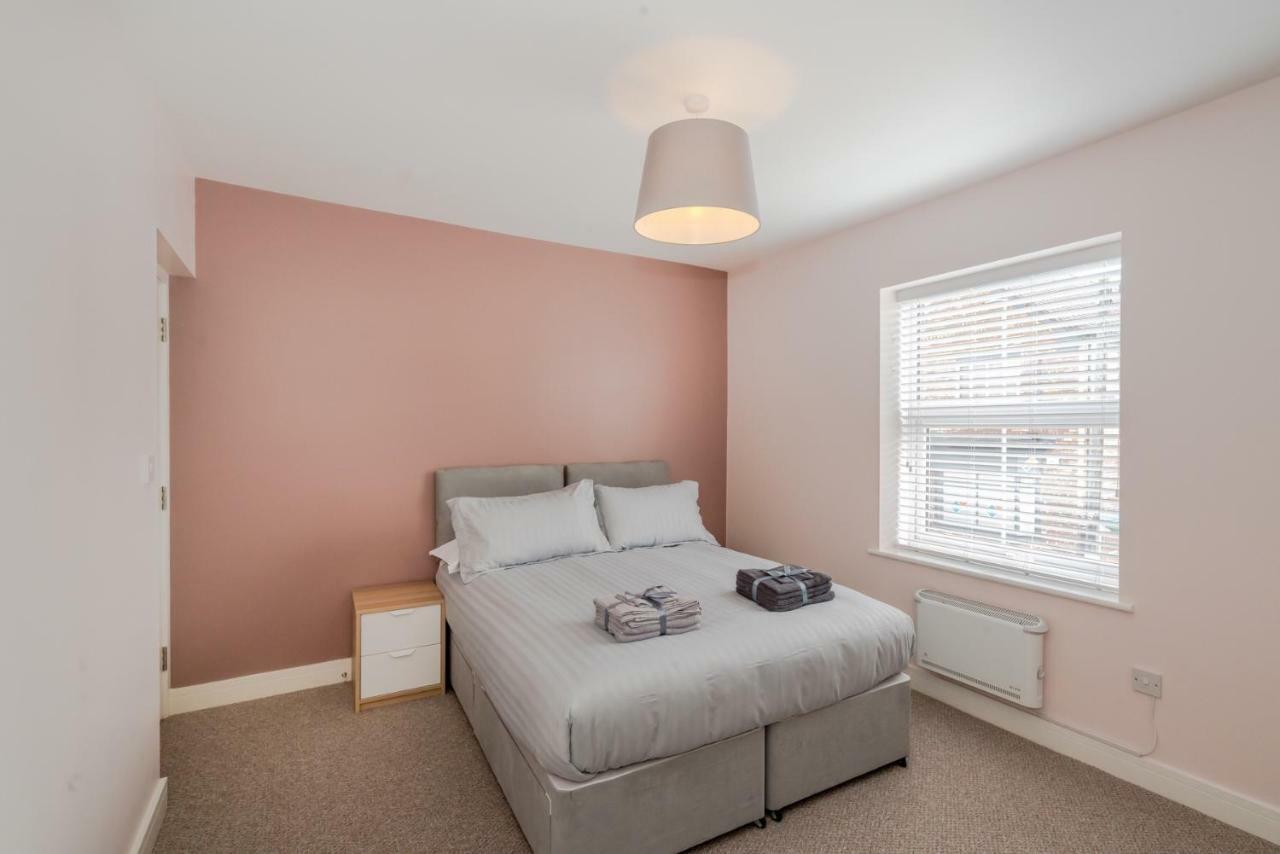 Cannock Hotel Apartments Luaran gambar